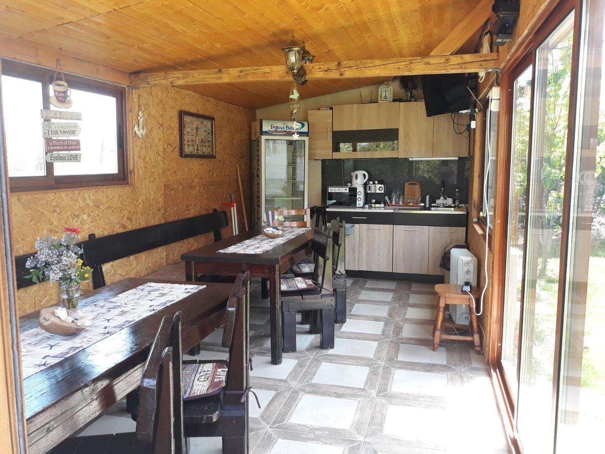 Къща За Гости Ваканция Ezerets Exterior photo